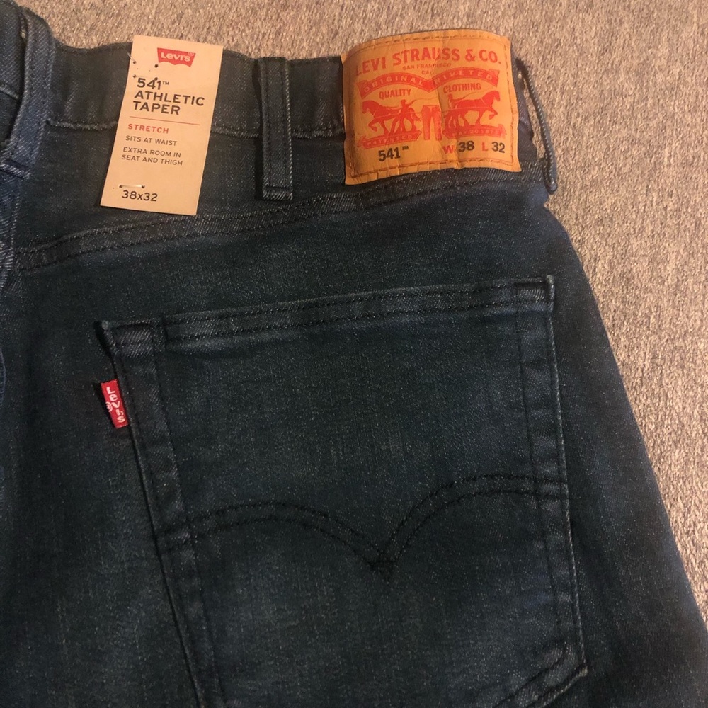 Levis Men Jeans